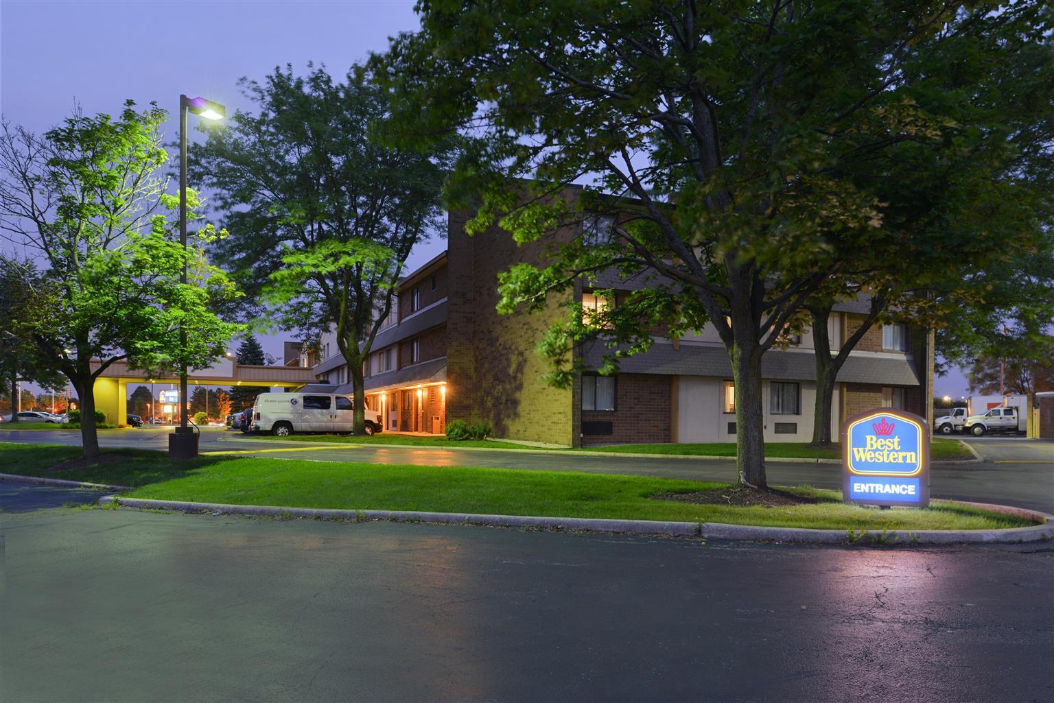 Best Western Naperville Inn Zewnętrze zdjęcie